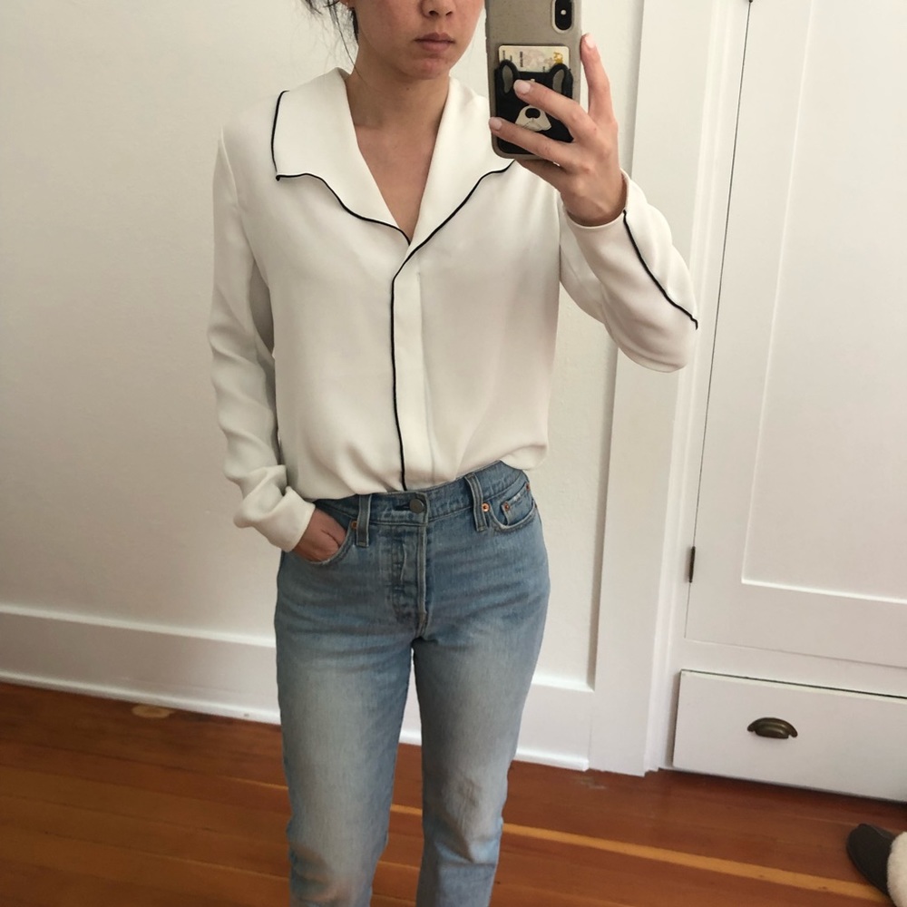 Babaton Blouse - Picture 4 of 9